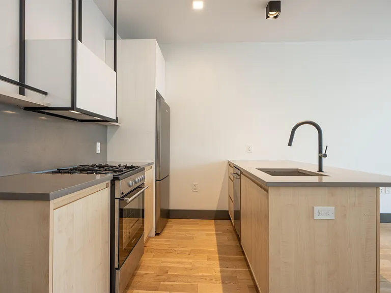 424 Arlington Ave #408 — Photo 11