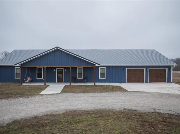 27421 E Blue Mills Rd, Sibley, MO 64088