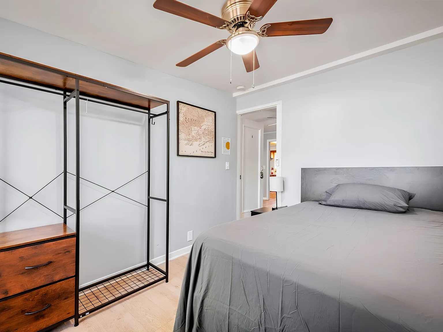 4 bed, 3.0 bath, 1536 sqft, $728 — Photo 1