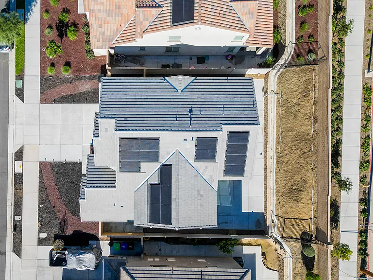 4551 Highland Ave — Photo 59