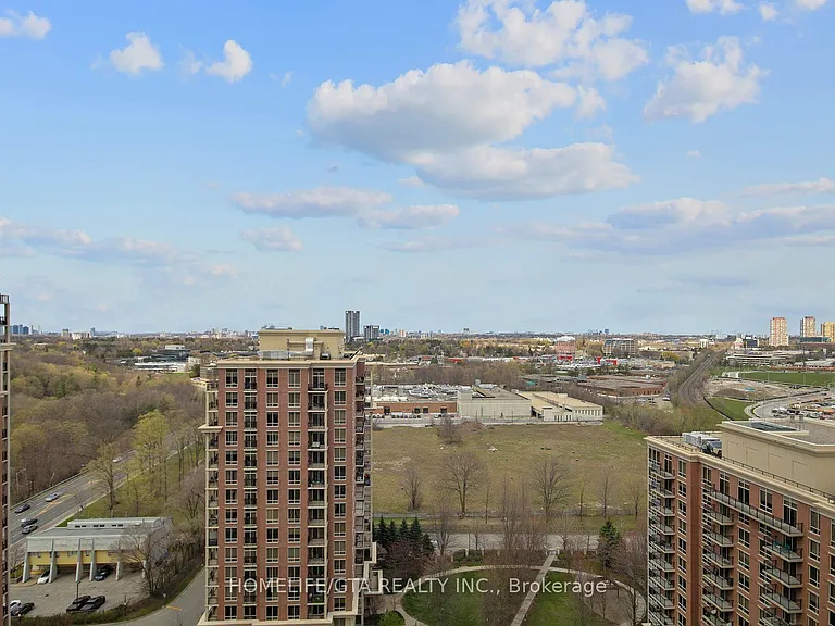20 Inn On The Park Dr #1838 — Photo 24