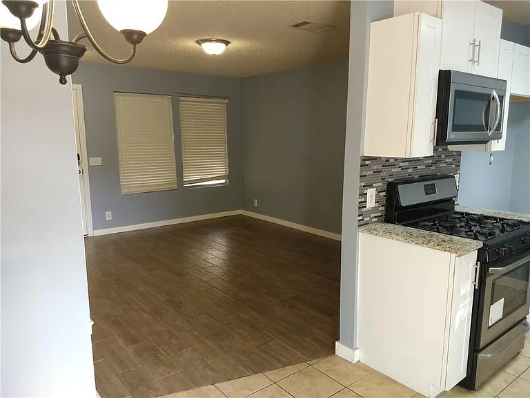 227 E Wild Senna Dr — Photo 18