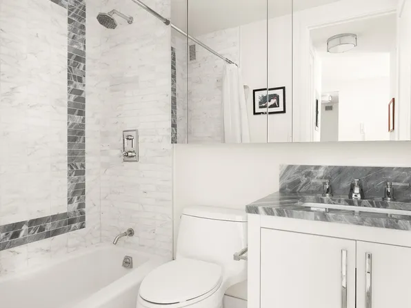 200 East 94th Street image 6 of 10