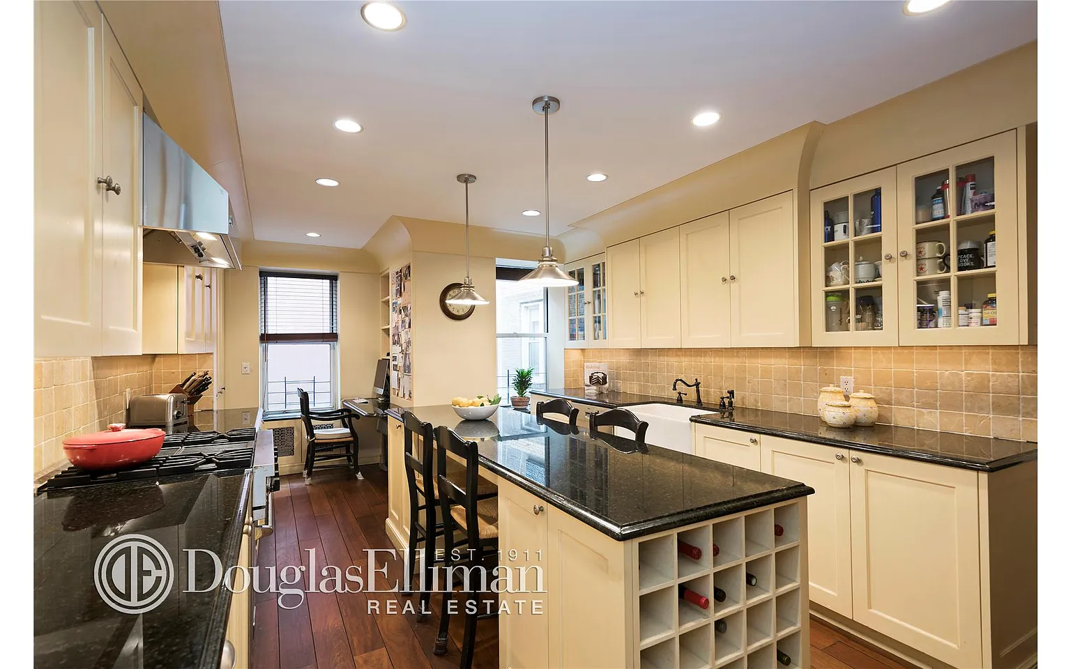 17 E 96th St #15A photo 1