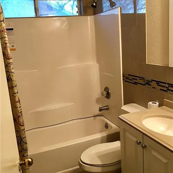 8615 Hogan Rd — Photo 3