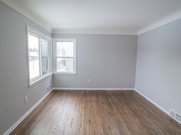 2nd image of 2701 15th Ave E