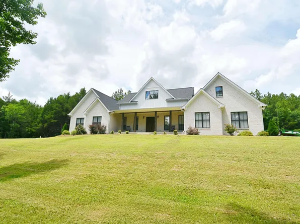 103 Clair Ln, Mooreville, MS 38857