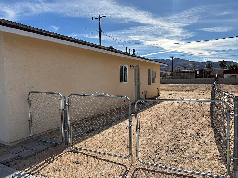 72585 Larrea Ave — Photo 12