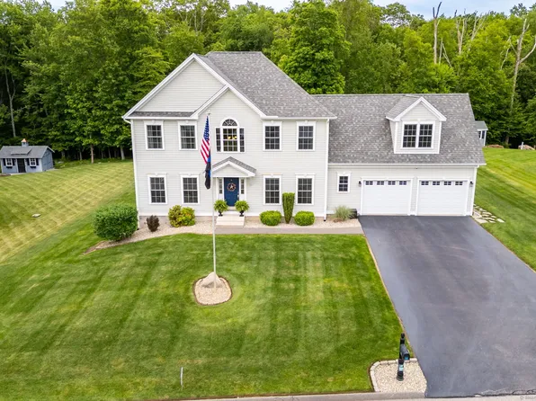 9 Tall Wood Drive, East Hampton, CT 06424