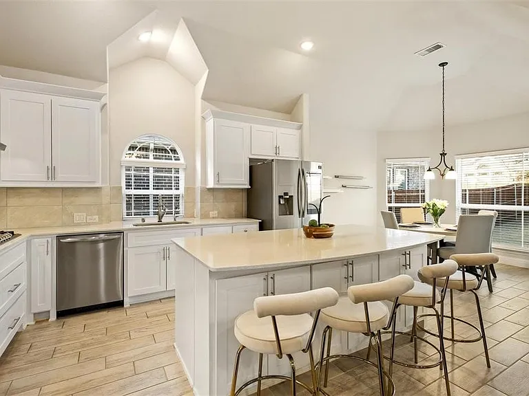 1313 Baynes Dr — Photo 12