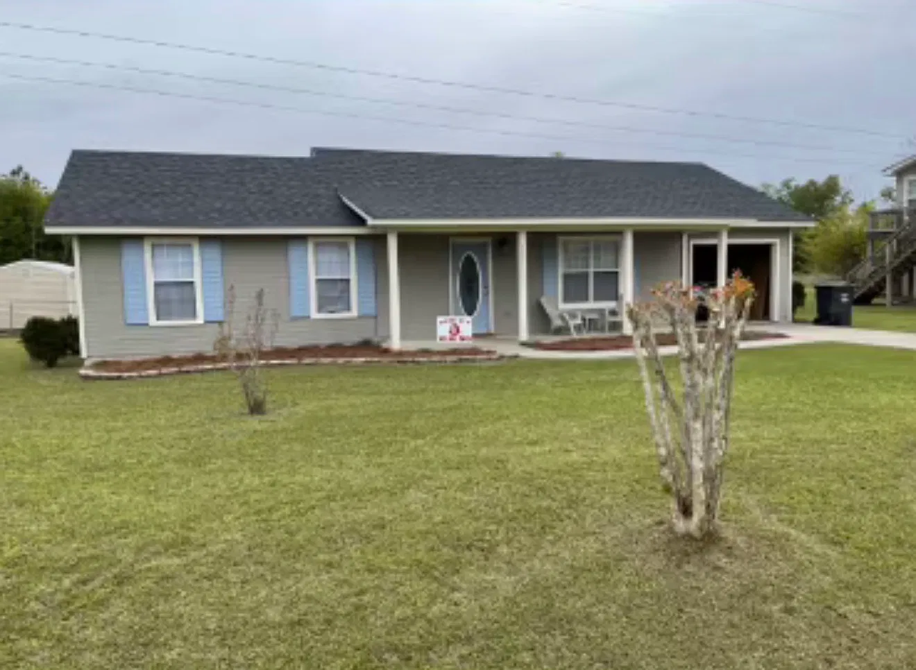 3 bed, 1.5 bath, 1192 sqft, $1,450 — Photo 1