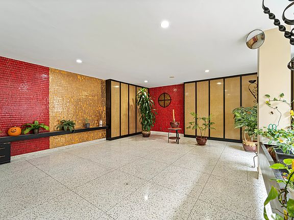 2nd image of 8915 Parsons Blvd APT 5J