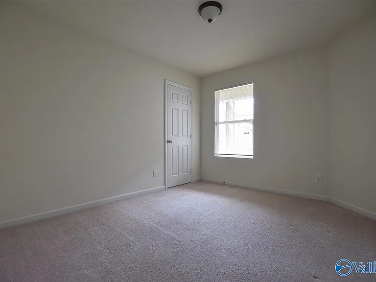 15395 Mill Valley Dr — Photo 18