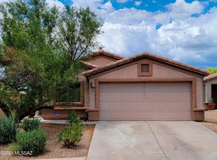 8415 E Bowline Rd, Tucson, AZ 85710