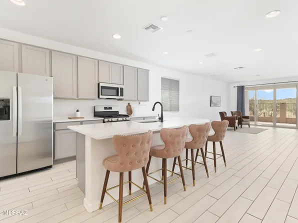 10098 S Moonlit Riverwalk Trl, Vail, AZ 85641