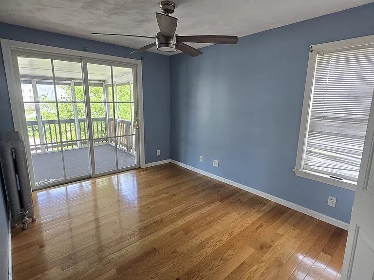 770 Bedford St #2 — Photo 11