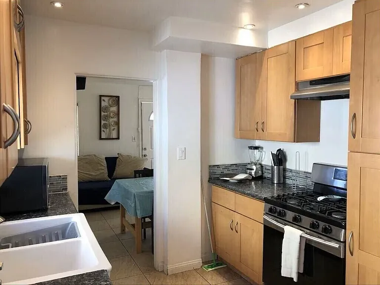 710 Zanzibar Ct — Photo 14