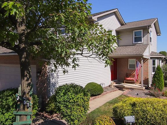 2nd image of 3851 Retreat Dr