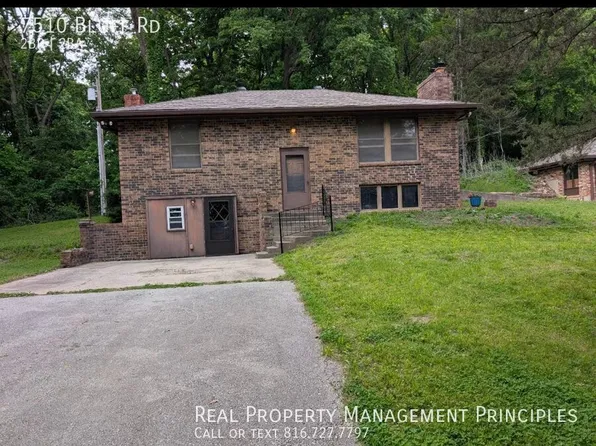 7510 Bluff Rd, Liberty, MO 64068