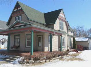 24 & 1/2 2nd St, Milton, WI 53563