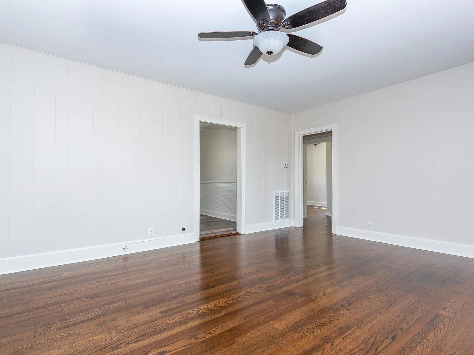 2 bed, 1200 sqft, $1,895 — Photo 3
