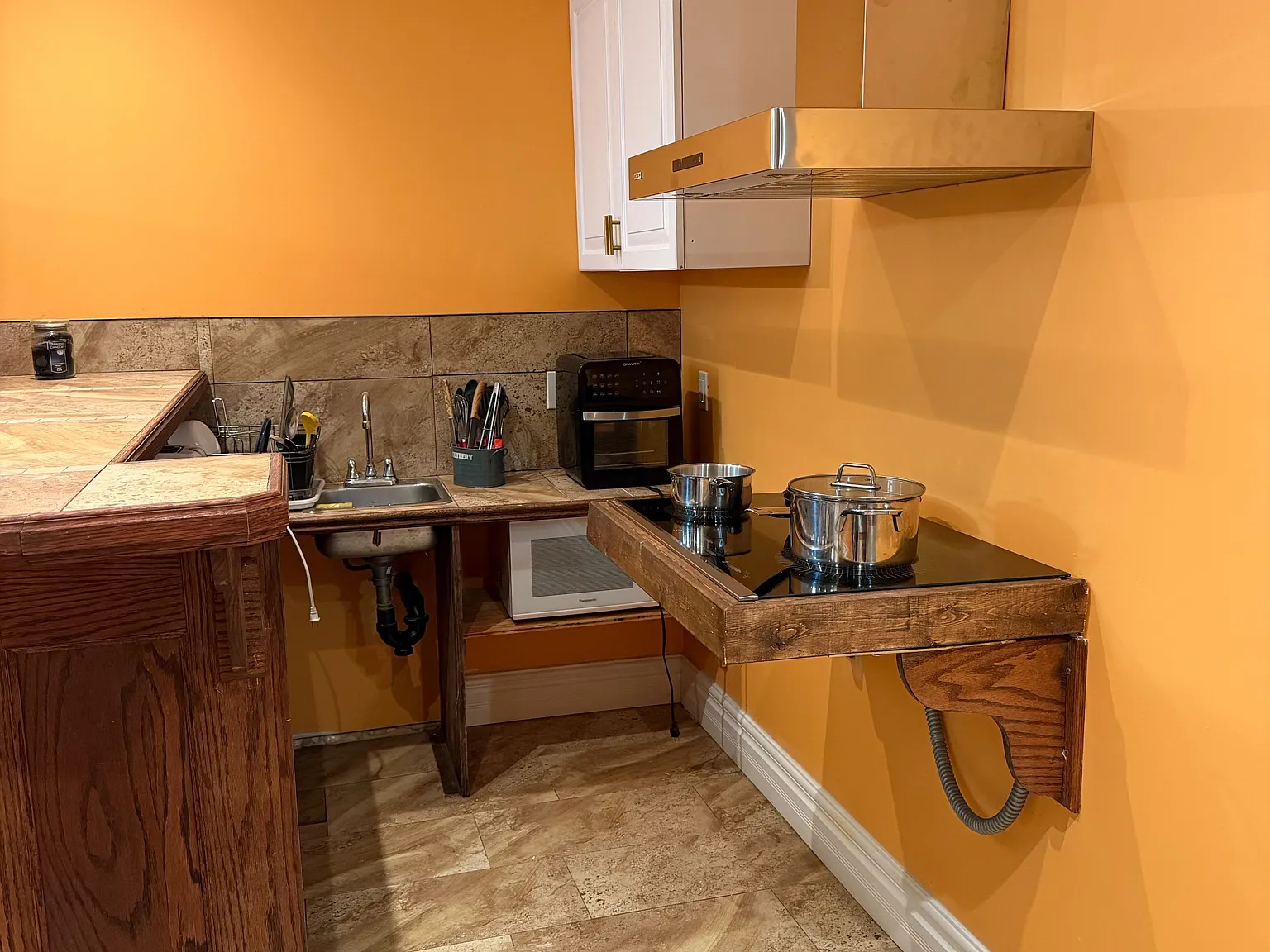 2 bed, $1,950 — Photo 4