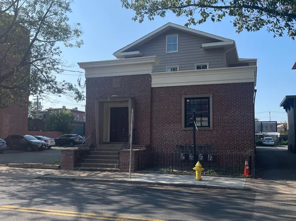 526 Chapel St #B, New Haven, CT 06511