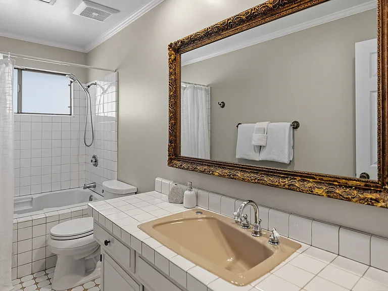 2865 Lasauen Rd — Photo 27