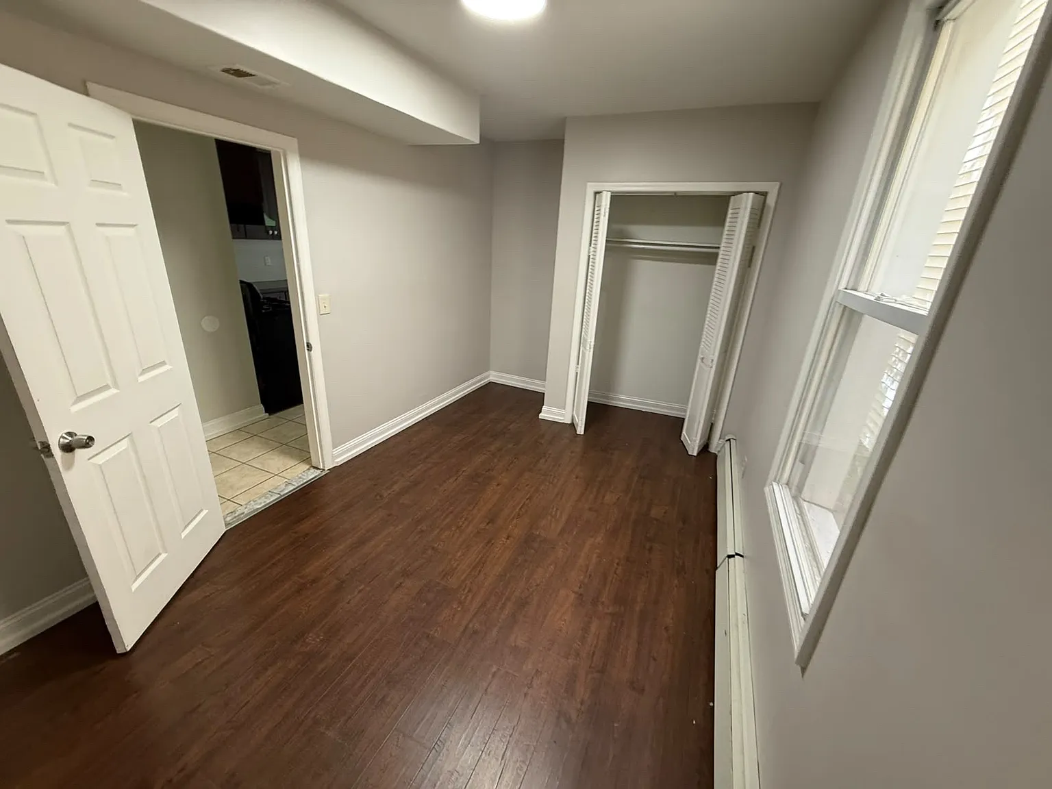 3 bed, 1100 sqft, $2,350 — Photo 2