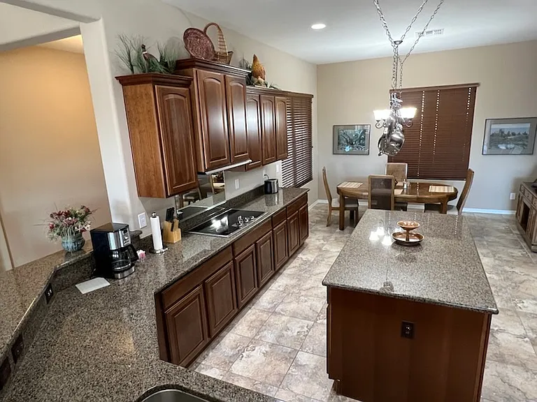 27031 W Marco Polo Rd — Photo 3