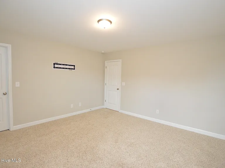 122 Permeta Dr — Photo 18