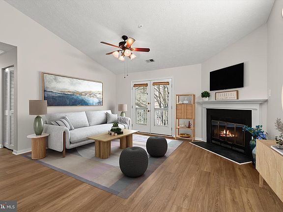 2nd image of 6420 Green Field Rd Unit 810