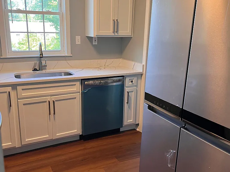 7803 Thor Dr — Photo 6