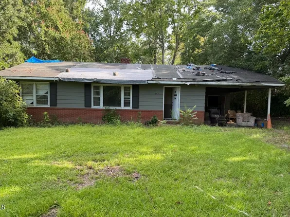 342 E Hamer St, Coats, NC 27521
