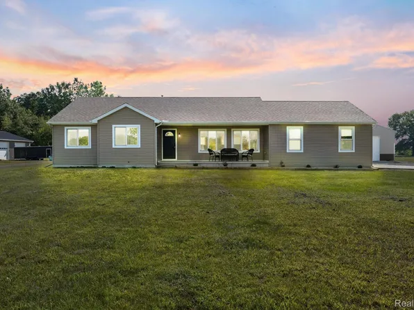11811 Rawsonville Rd, Belleville, MI 48111
