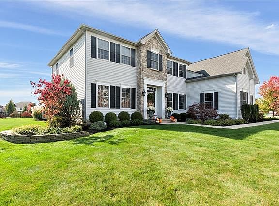 2nd image of 4548 Shadowstone Dr