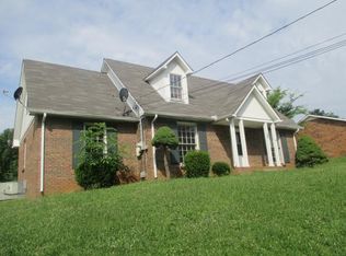 604 Bay Ln, Clarksville, TN 37042