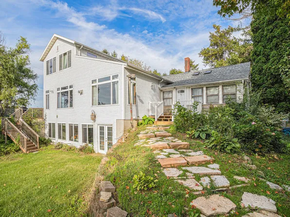 11684 Garr Rd, Berrien Springs, MI 49103
