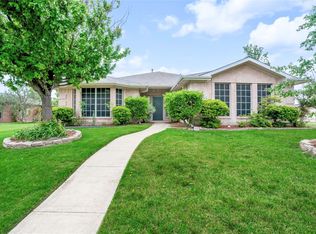 1012 Chisholm Trl, Murphy, TX 75094