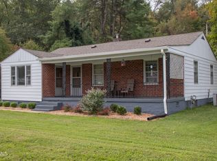 1515 Valley Dr, Bristol, VA 24201