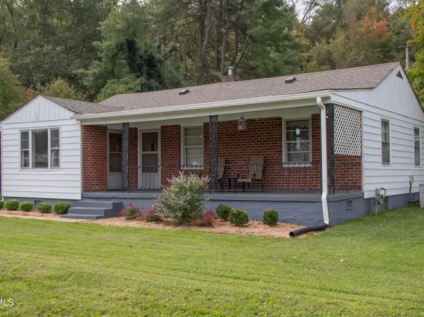 1515 Valley Dr, Bristol, VA 24201