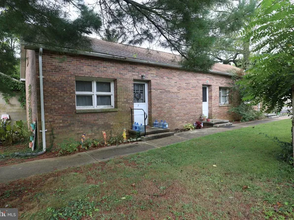 207 Columbia Ave, Newfield, NJ 08344