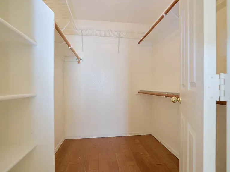 1317 N Palmsprings Dr — Photo 21