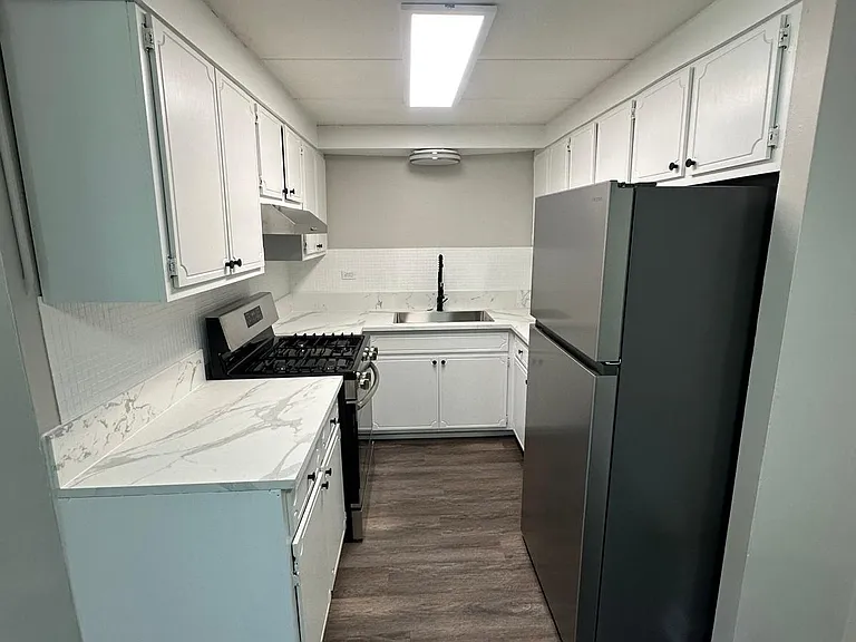 5486 S Archer Ave S #1C — Photo 7