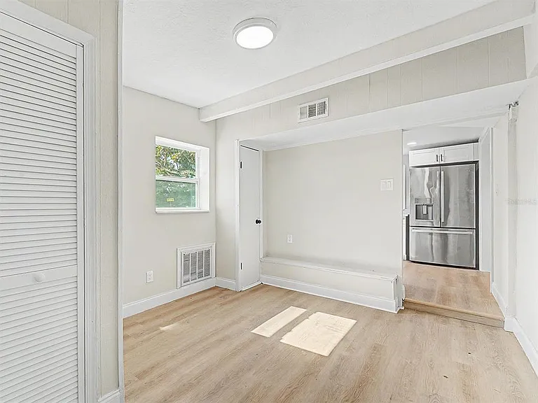 7708 Maryland Ave — Photo 25