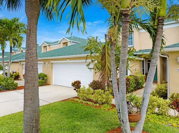 210 McGuire Blvd, Indian Harbour Beach, FL 32937
