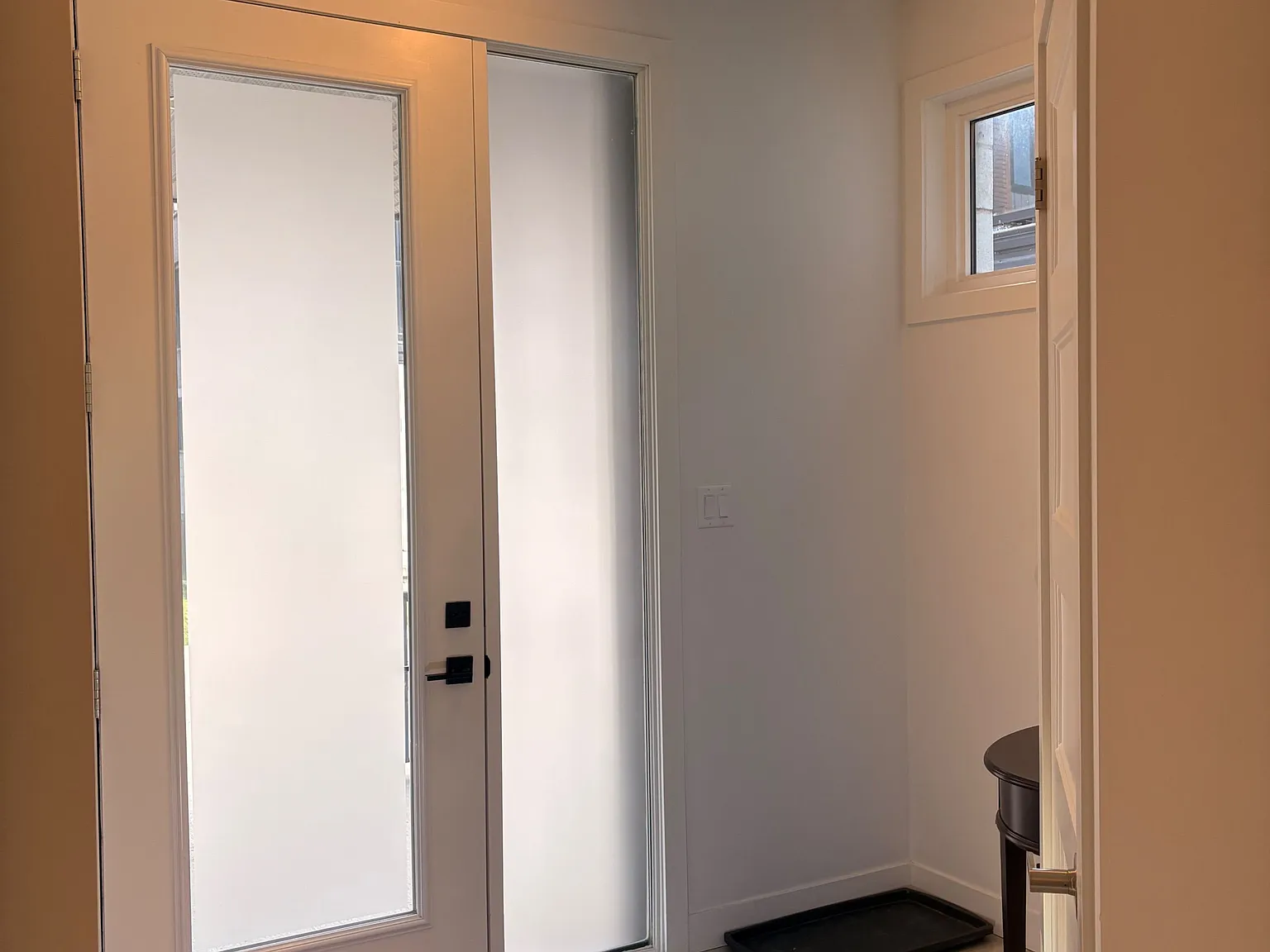 4 bed, $2,650 — Photo 2