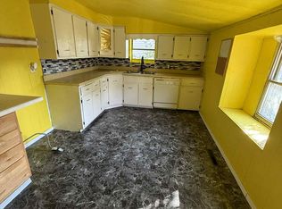 1137 Elmhurst Ave, Decatur, IL 62526