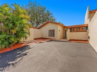 7688 SW 105th Pl, Miami, FL 33173