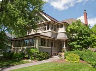 200 S Ridgeland Ave, Oak Park, IL 60302